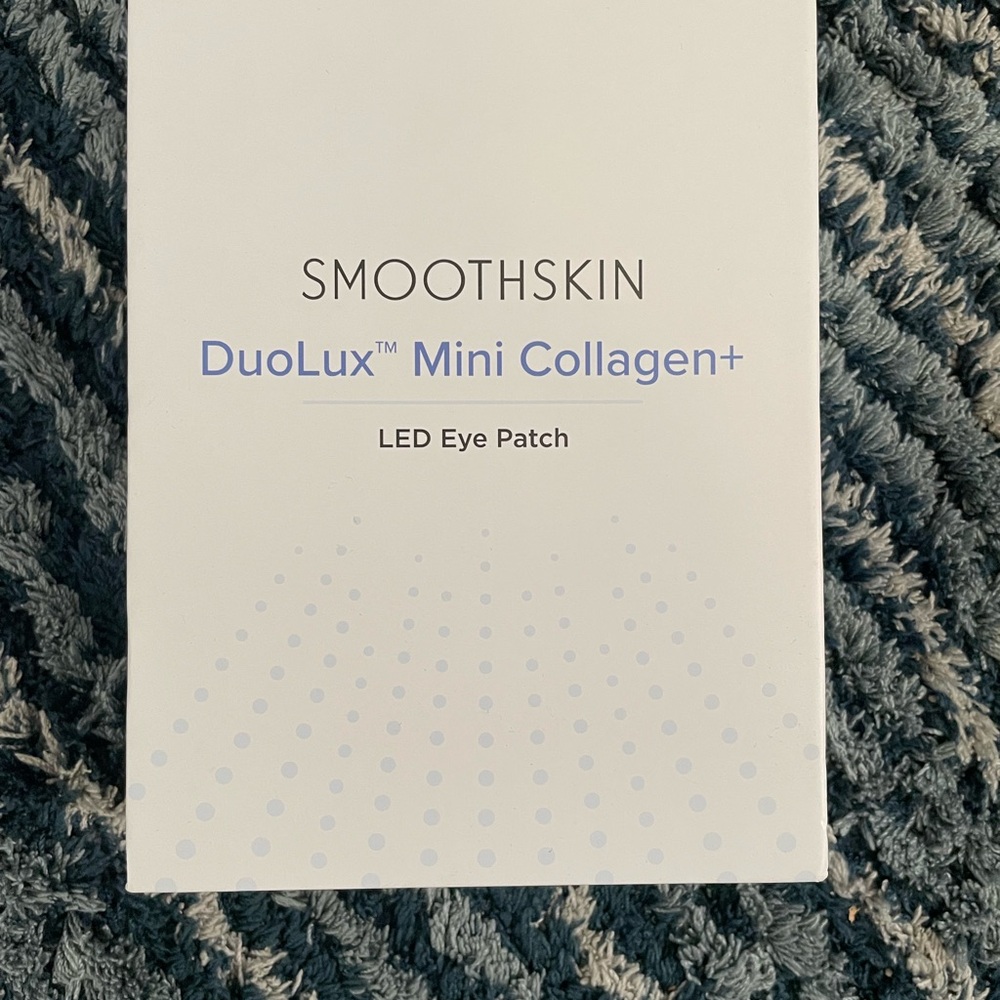 NIB DuoLux Mini Collagen+ LED Eye Patch - White. New in box !